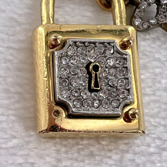 Juicy Couture Padlock & Key Charm - Picture 9 of 9